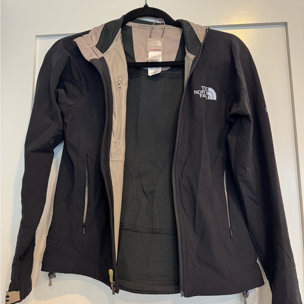 The North Face Women's Black Lightweight Jacket